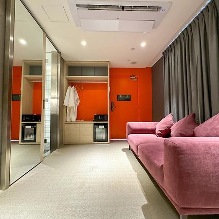 The Upper House, Batu Kawan Hotell Simpang Ampat  Eksteriør bilde